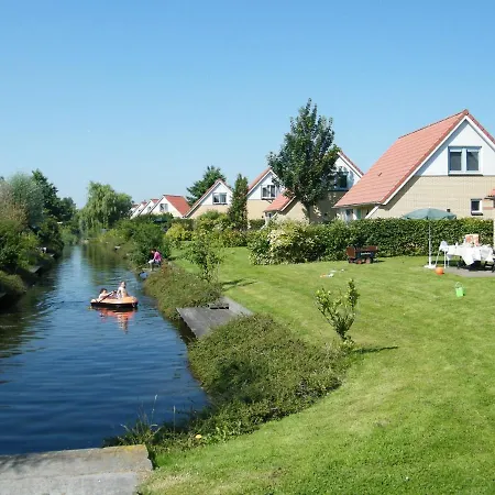 Holiday home With Enclosed Garden, 19 Km From Hoorn Andijk