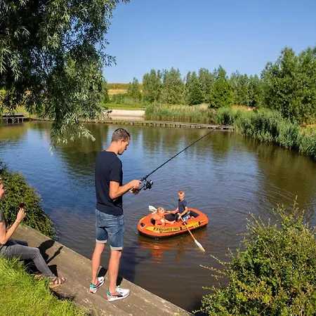 With Enclosed Garden, 19 Km From Hoorn Ferienhaus Andijk